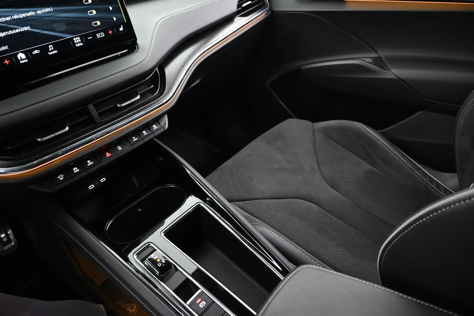 Car Image - 67f0P4Cwi2clHJnZLfDdLN
