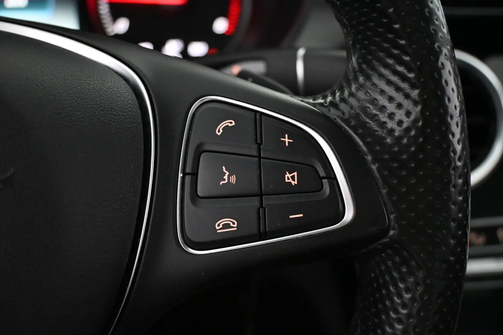 Car Image - 5a1ZaSGWu4Rmvm6DrLv7Of