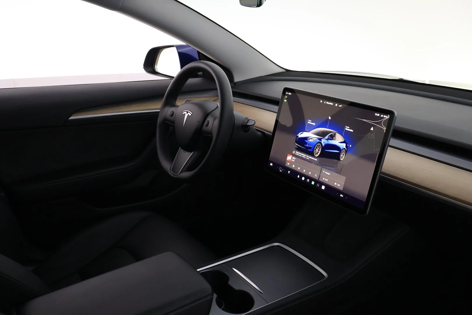 Car Image - 20sZOOpMXVHTr0fF4N5nwo