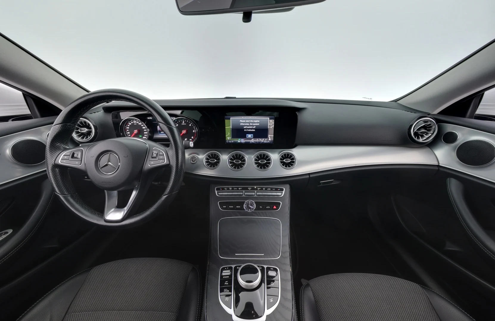 Car Image - 3ixNsGCwpwUlLTSezUExXd