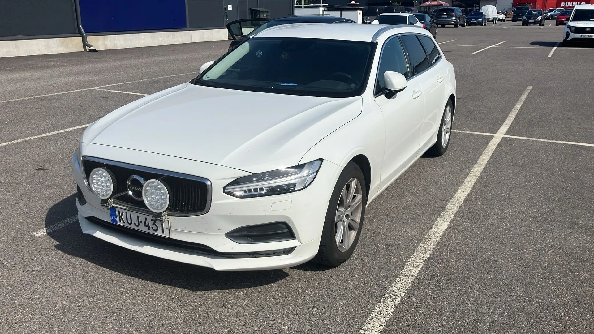 Car Image - 4lqpnqEyINC54VNyyfP62t