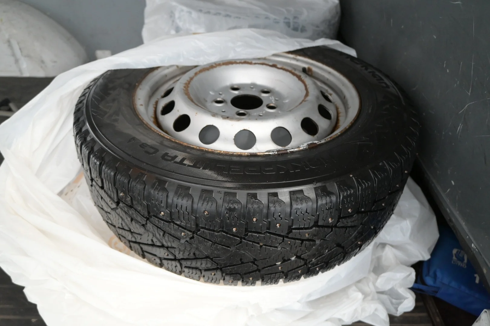 Car Image - 6G9lgrT3ZFz5e0WiCyknDD