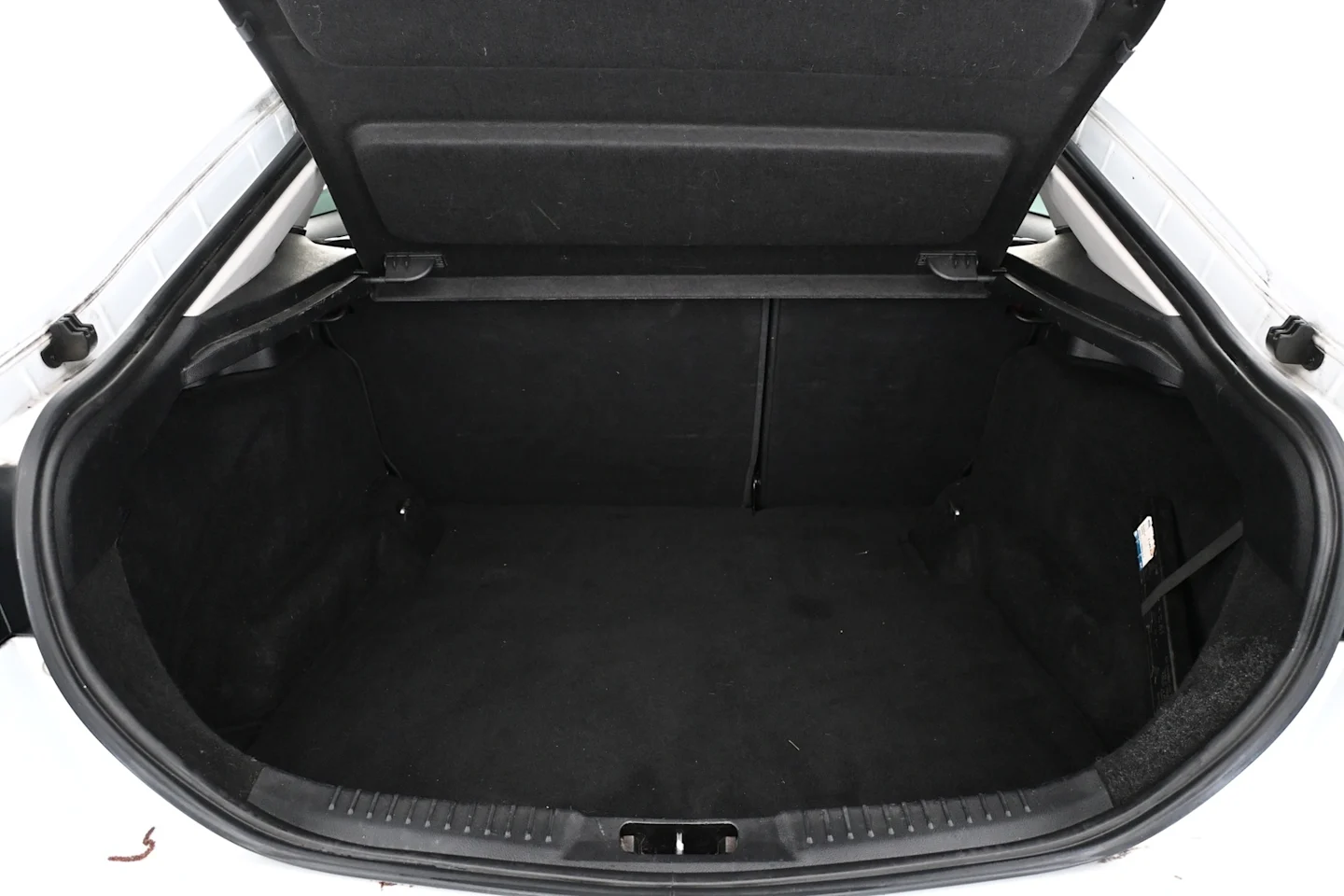 Car Image - 4hF0QaqVHpNd8p5kXKGtJR