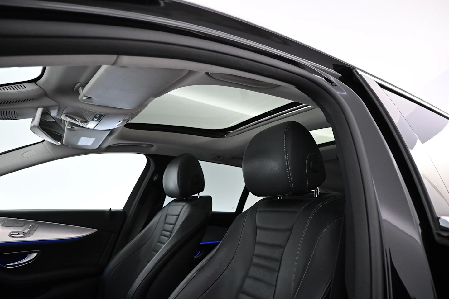 Car Image - 2t0QqOLLDi9IqCiXNAbHkQ