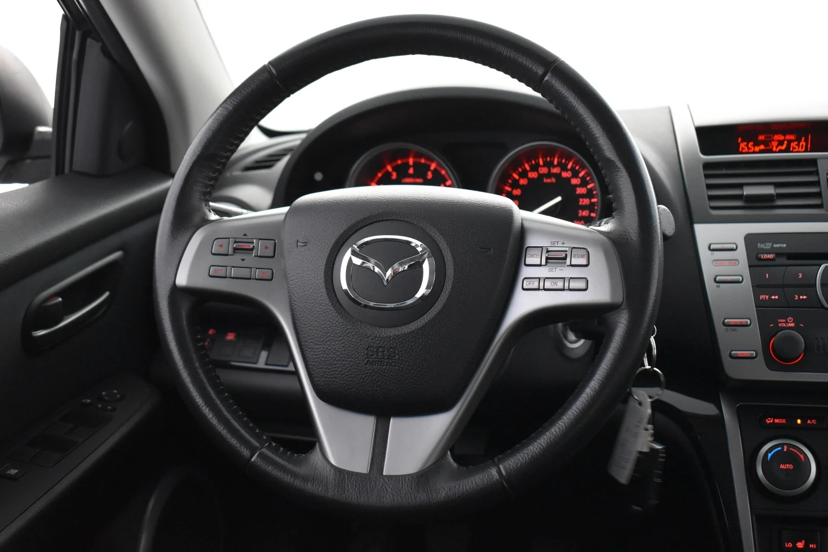 Car Image - 49YxEBbmElhDP4pwARrTnc