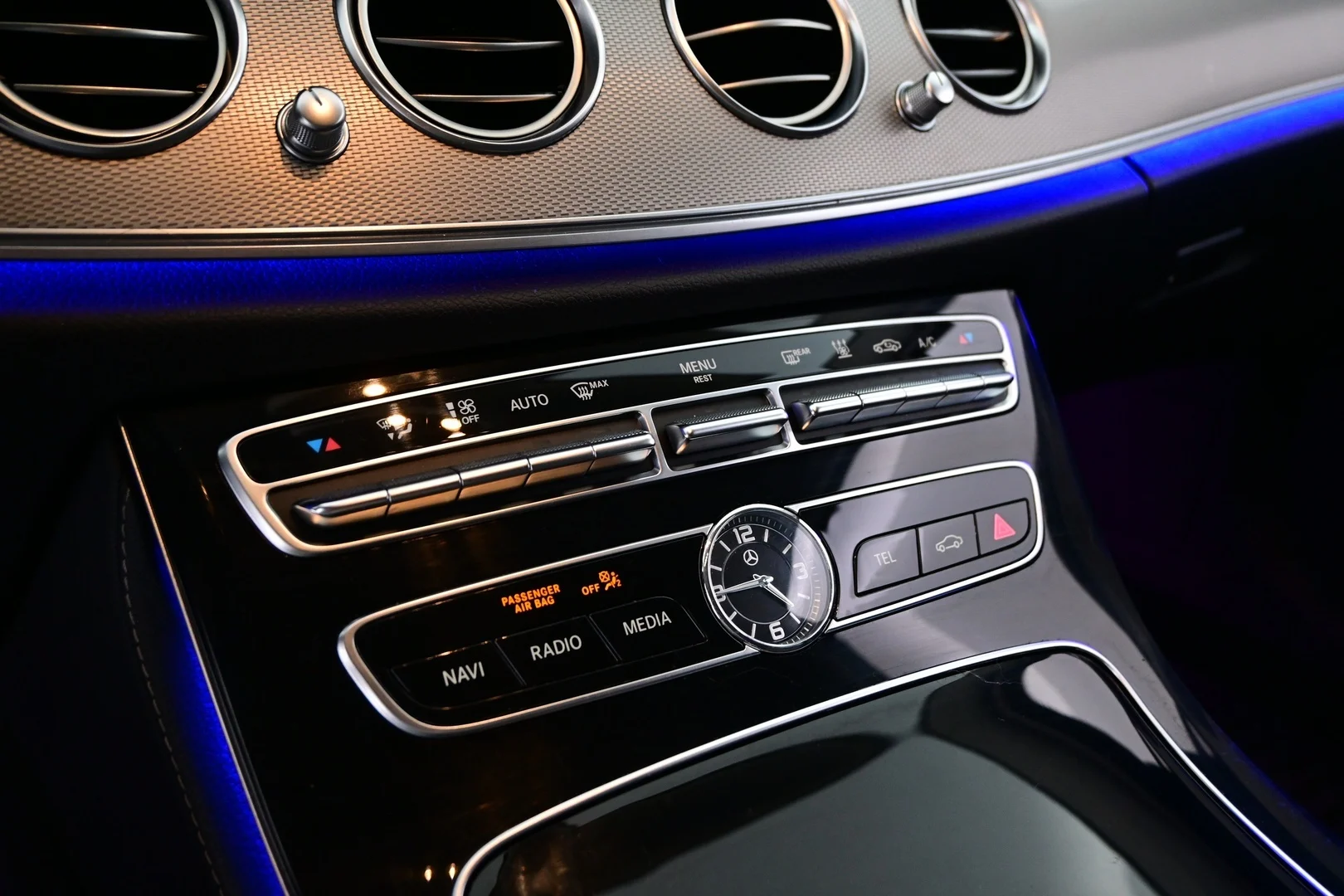 Car Image - 3xeR8YJHKH1umrGqUQjsUz