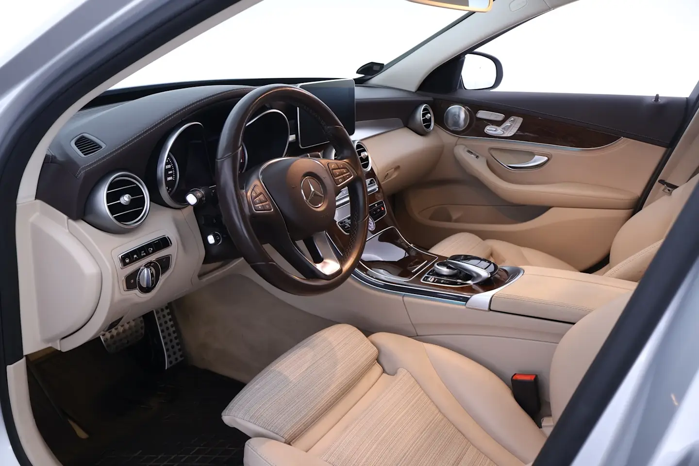 Car Image - 3zFJT5t2oHSzsKCHSpiC45
