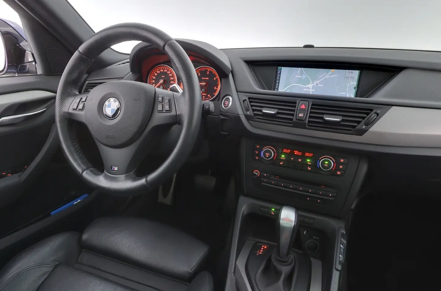 Car Image - 77IsHvSOuIvNiFFsn9eSKb