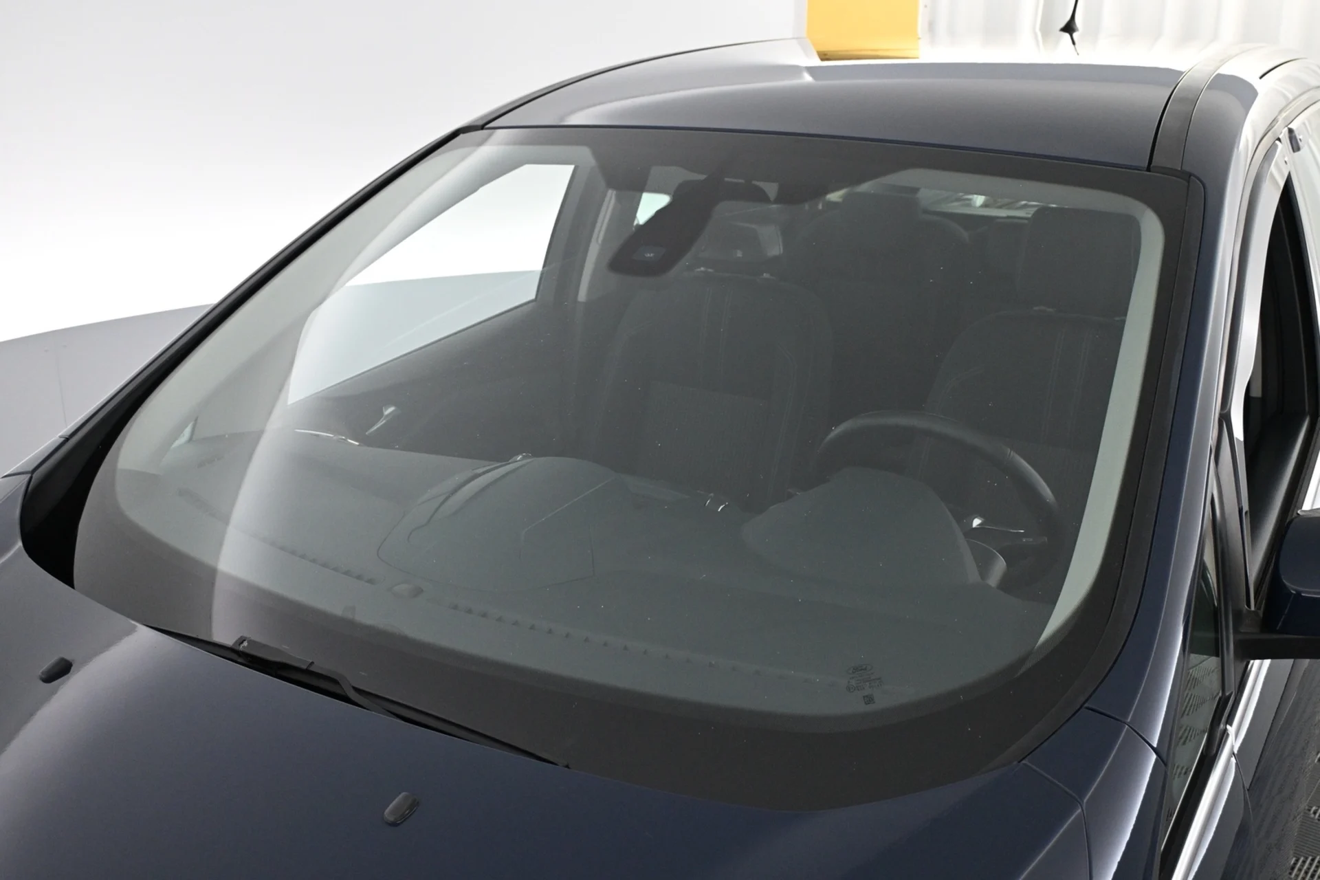 Car Image - 6MSVcH9kDRDtlU67wmY8Cv