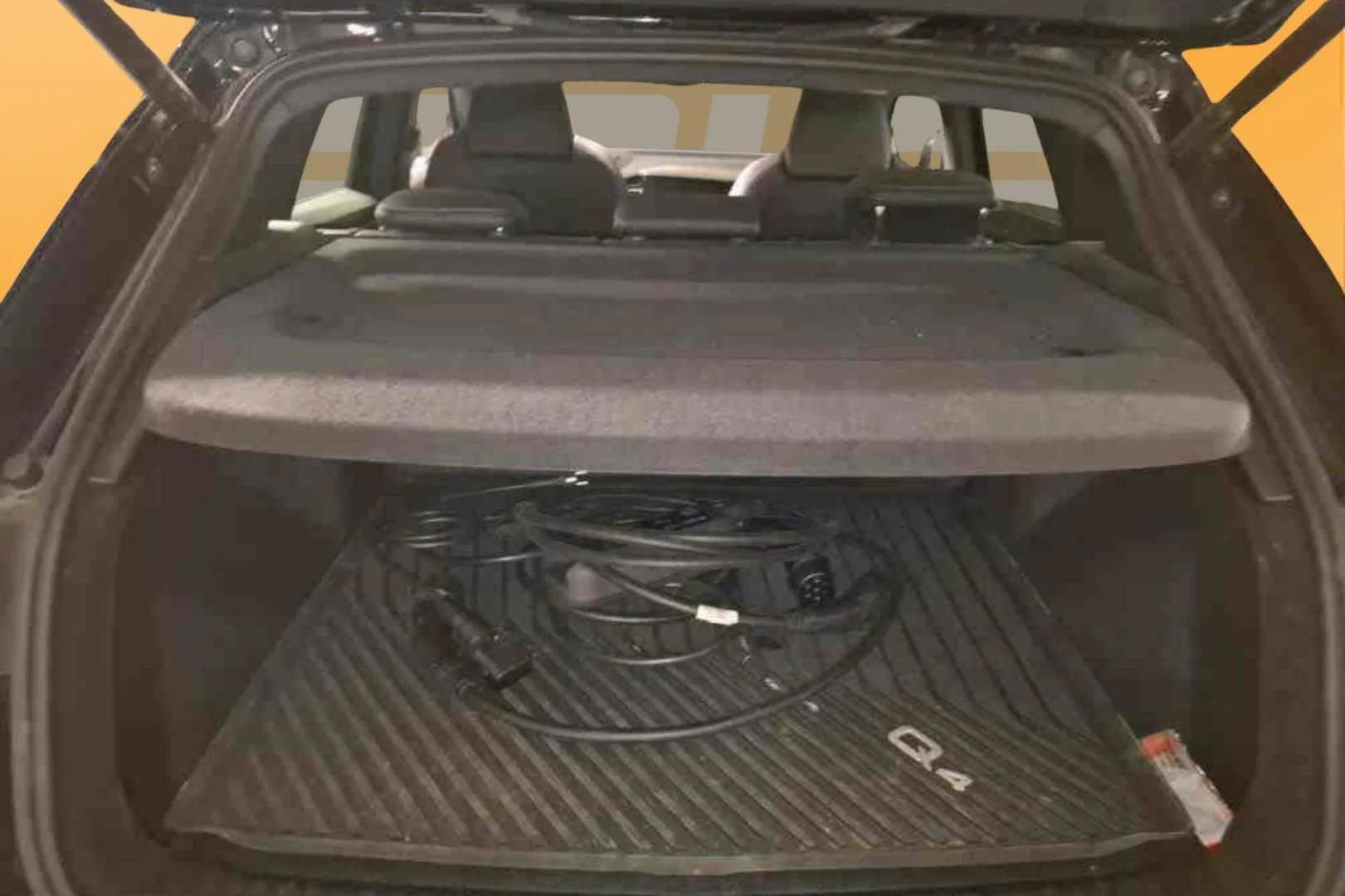 Car Image - YUZVH5uGS64toPUhJ8bcL