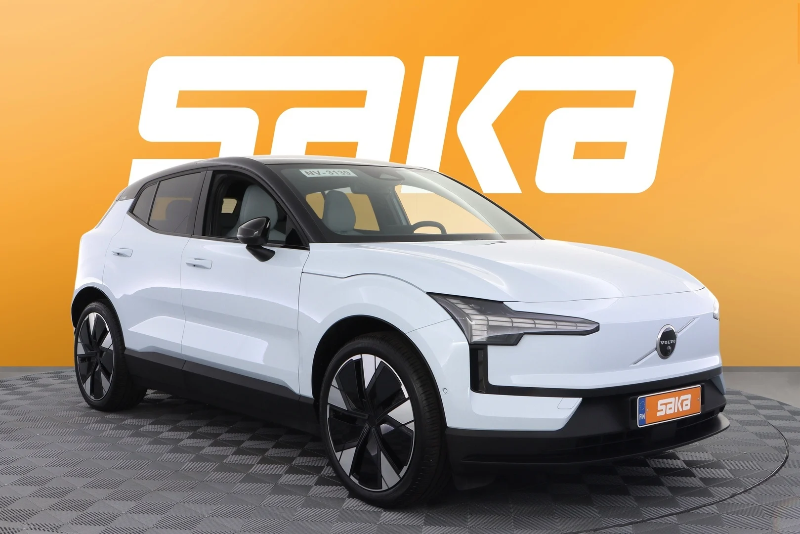 Car Image - 9LNgzKMCmvwVSeQDCtLk7