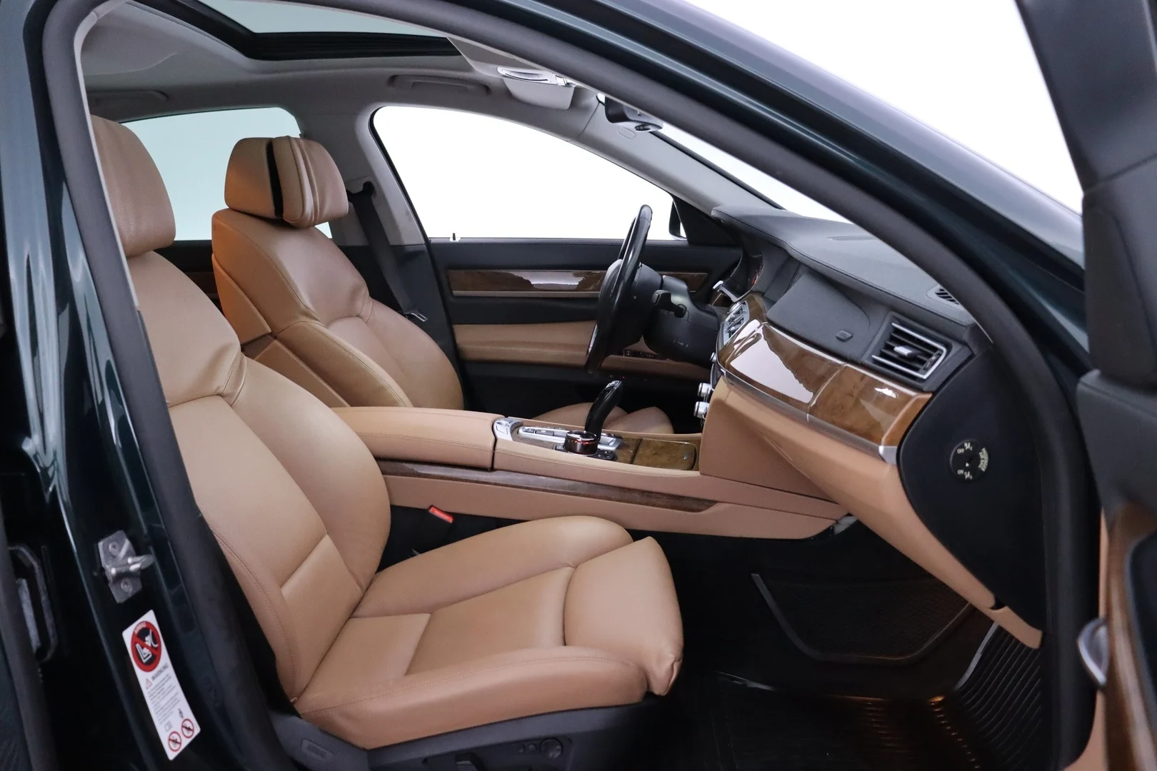 Car Image - 5ZT3rIuMtitdW9vHSu3vBo