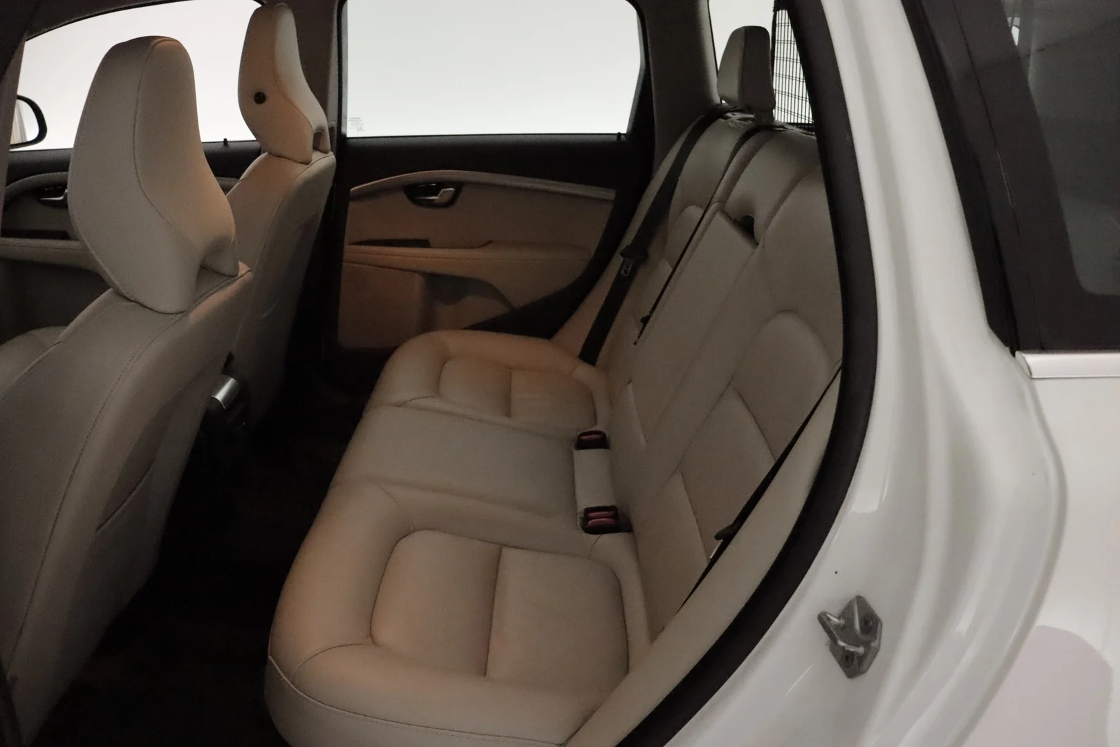 Car Image - 4fQVX2brnuIBtXzBsG8Gg4
