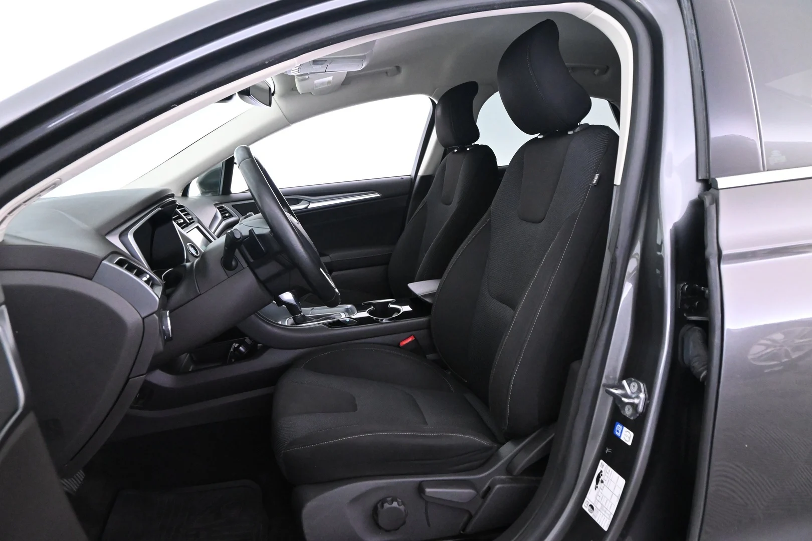 Car Image - 3ysM5DYewEmg9R5RETZ0o6
