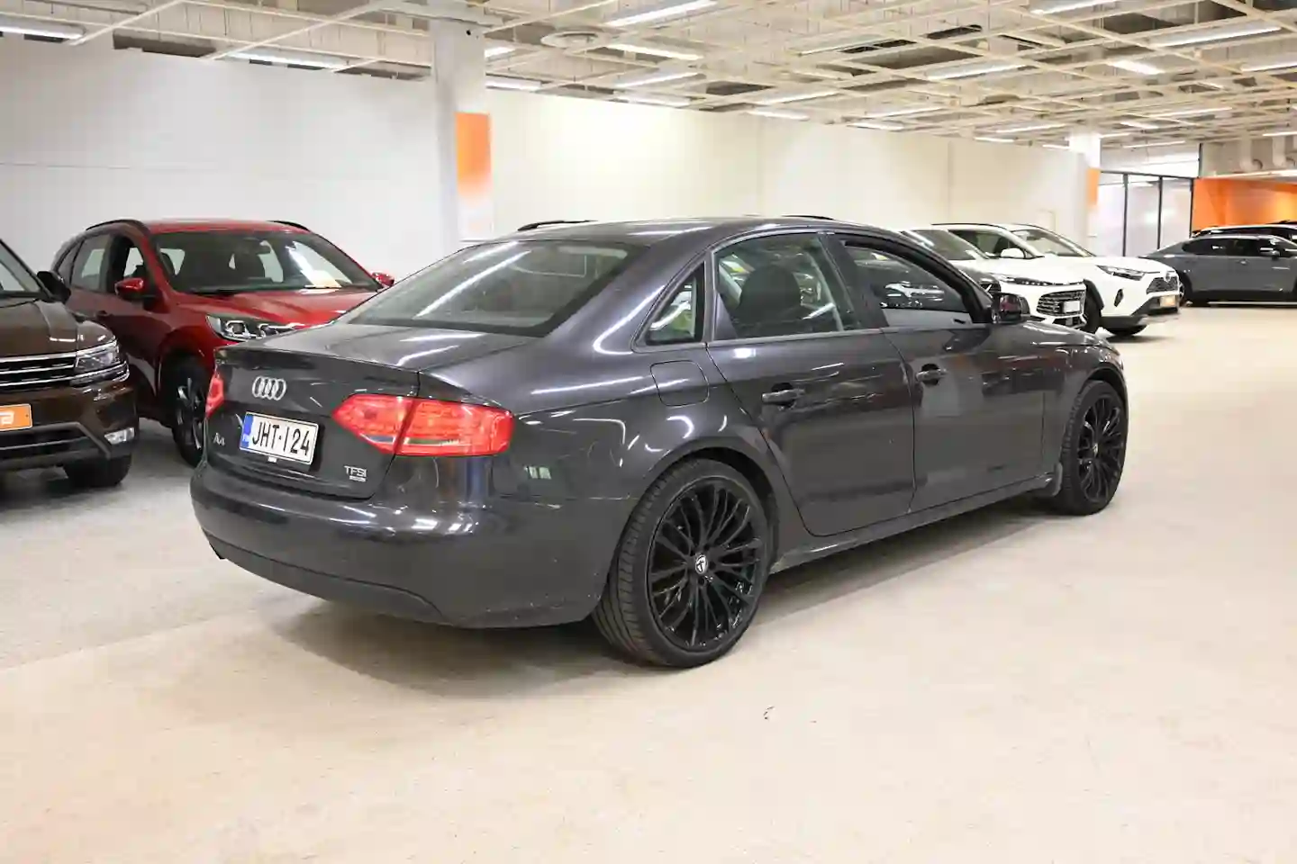Car Image - 7J4RR5AltJO3F046TadCrR