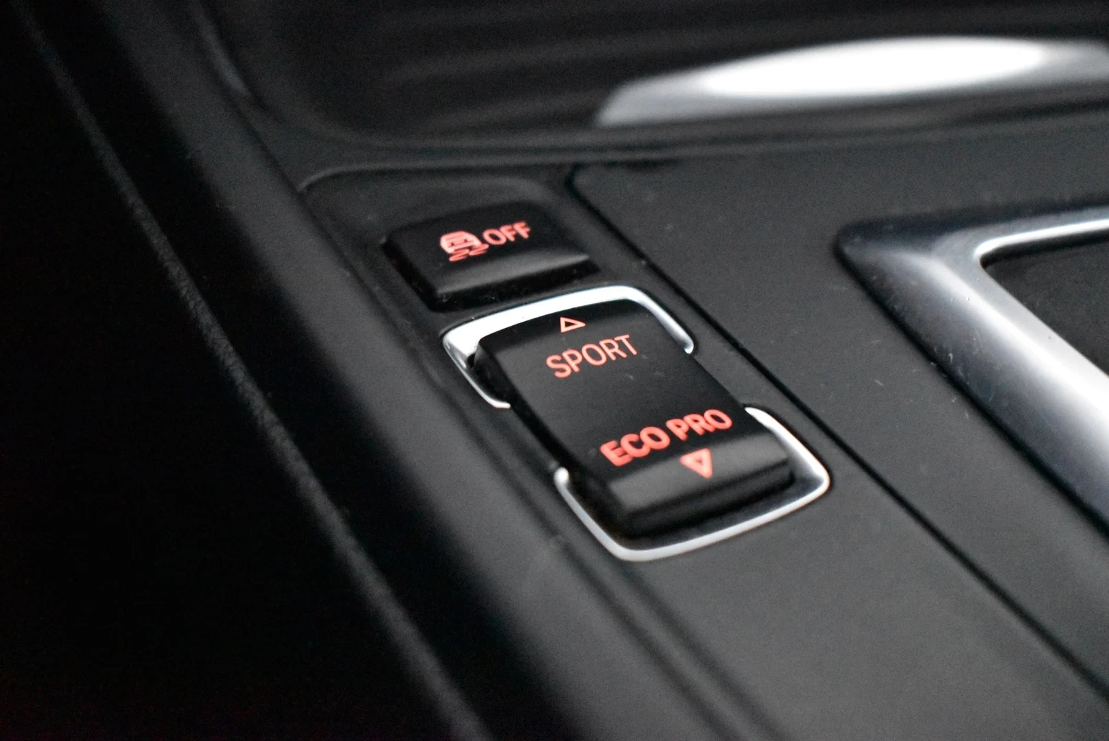 Car Image - 2xCSc2TnNGFVebVekClMSf
