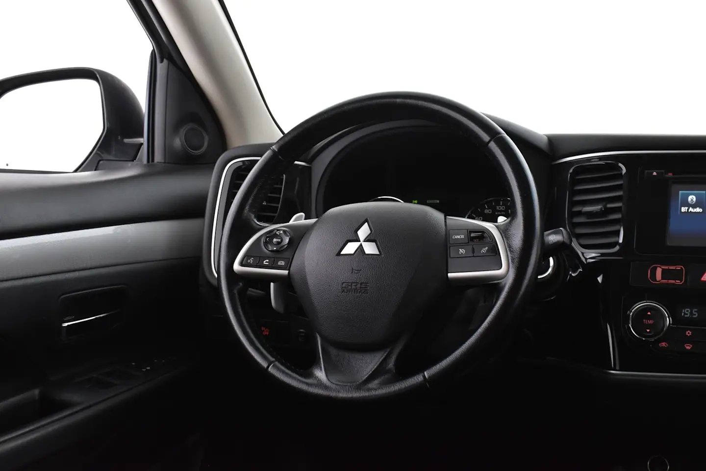 Car Image - 0PCc2iXFxcetkcuEr3Wvx