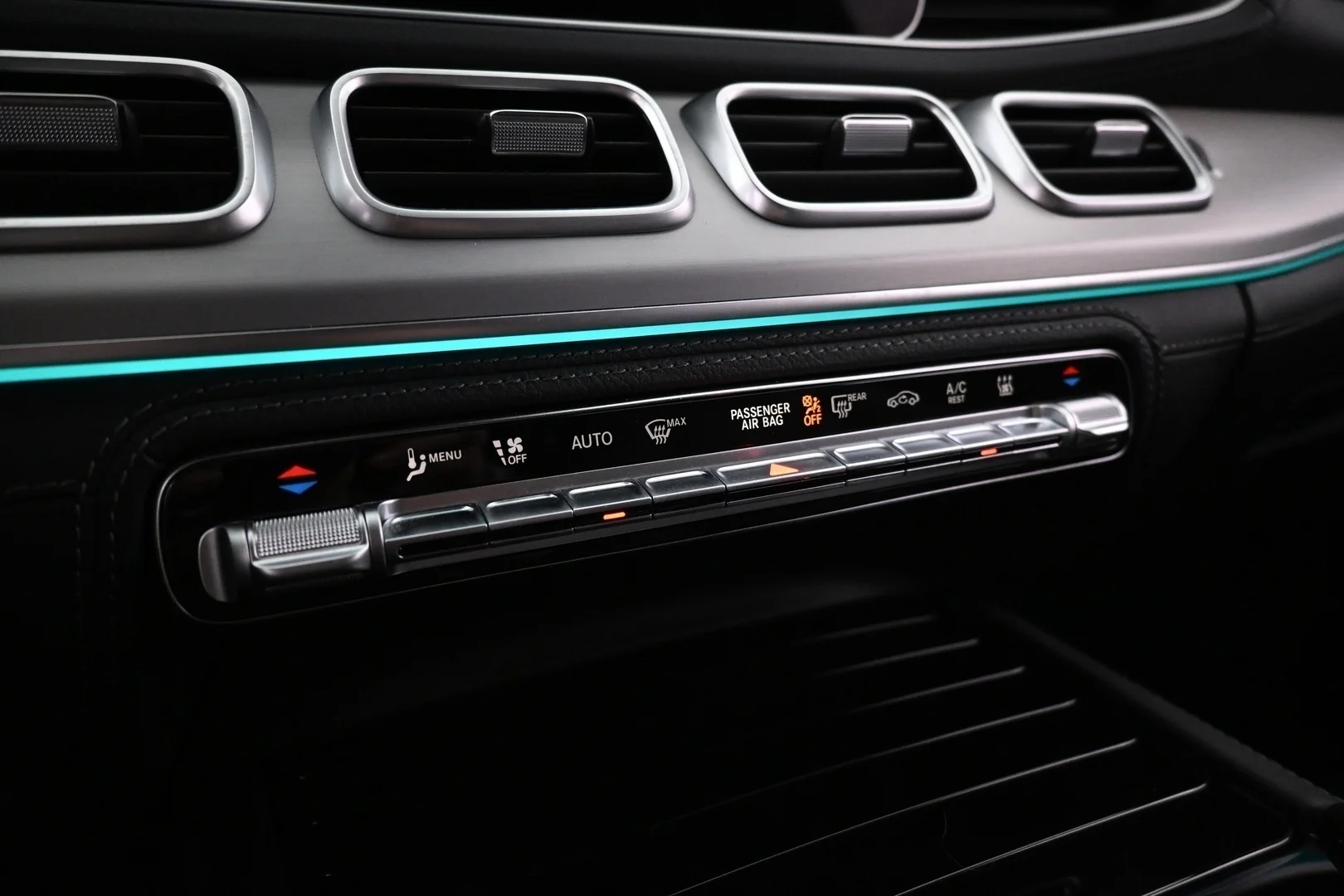 Car Image - 2FvJdqgVSVNH4sb5VuYvh5