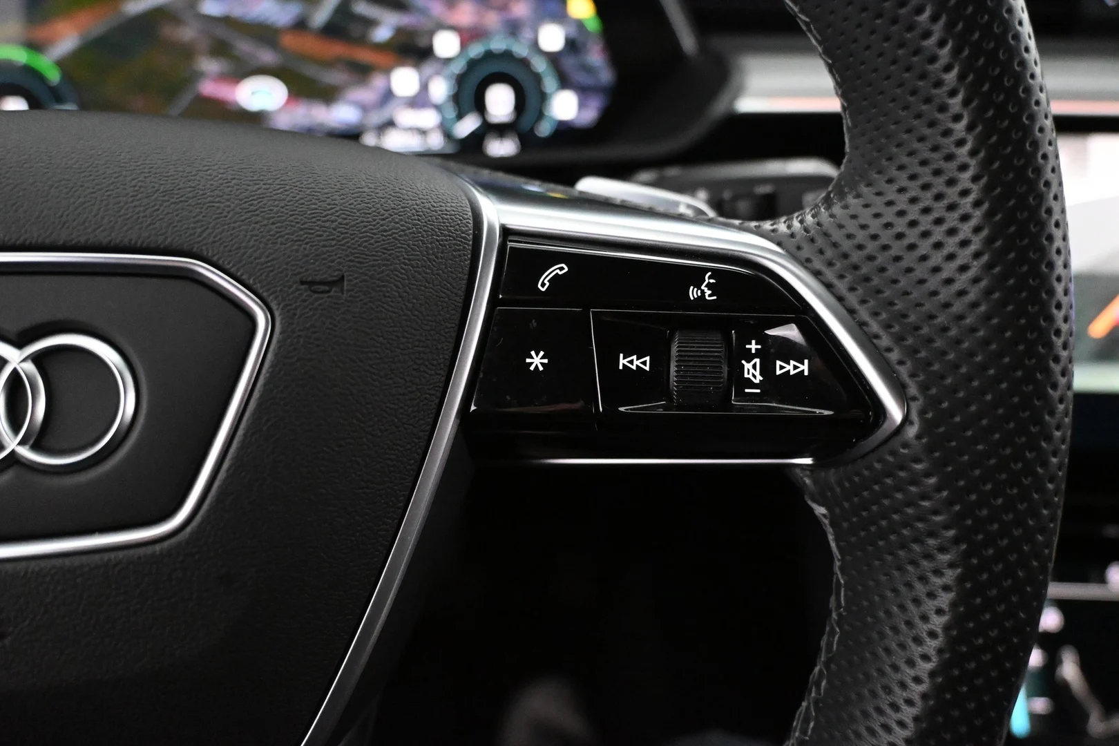 Car Image - qCFw3IG80JzlBlsNaRP2e