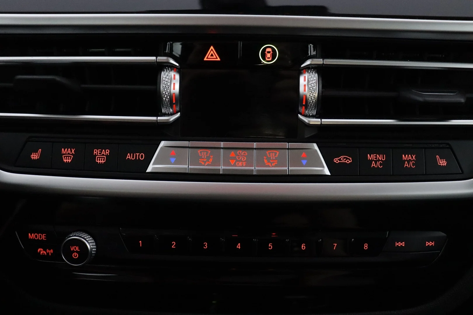 Car Image - QrAamz4UxZJZpAgI8Qyhy