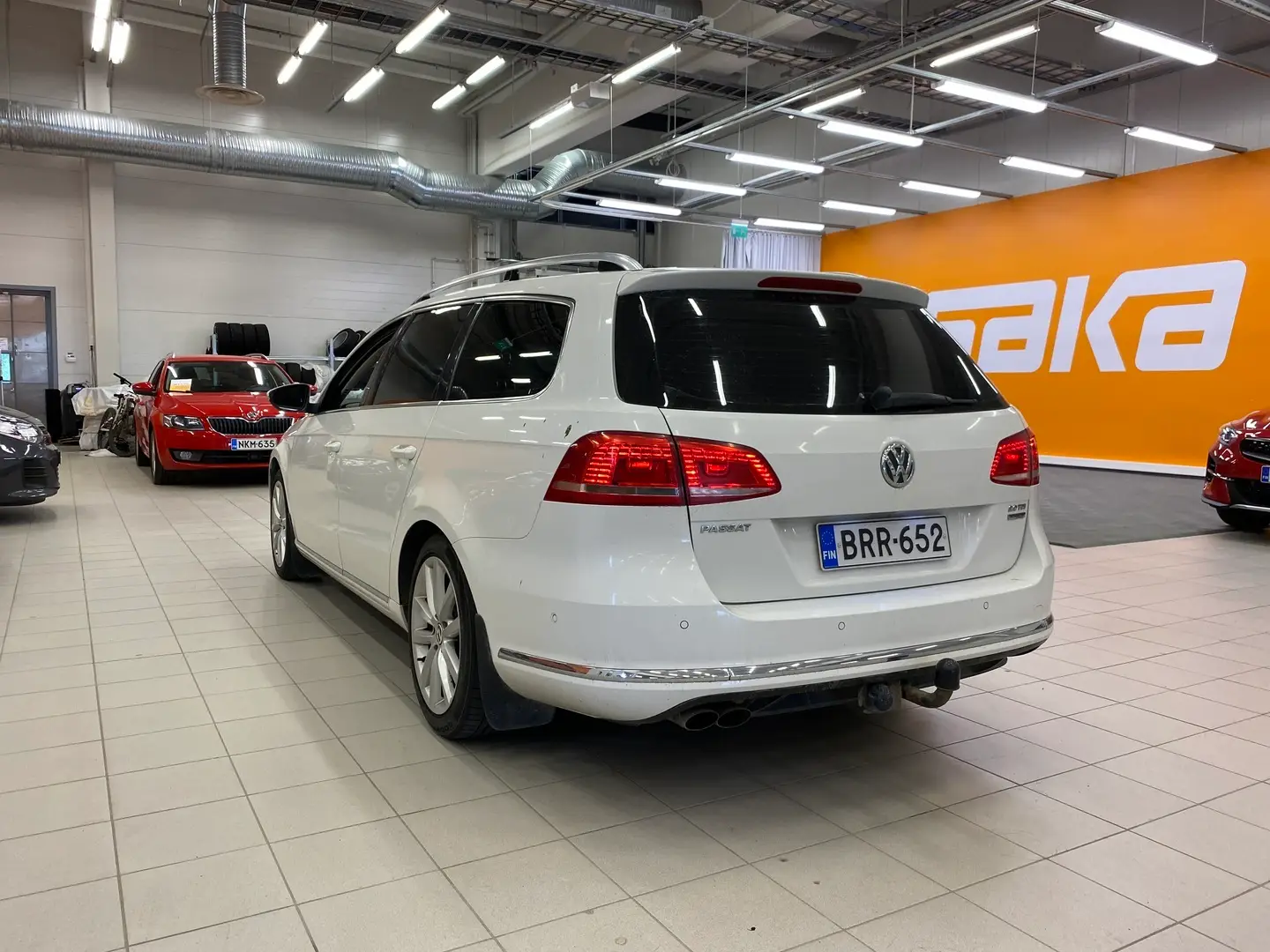 Car Image - 5cVqY1iJ1jtSrhnDeU2JNG