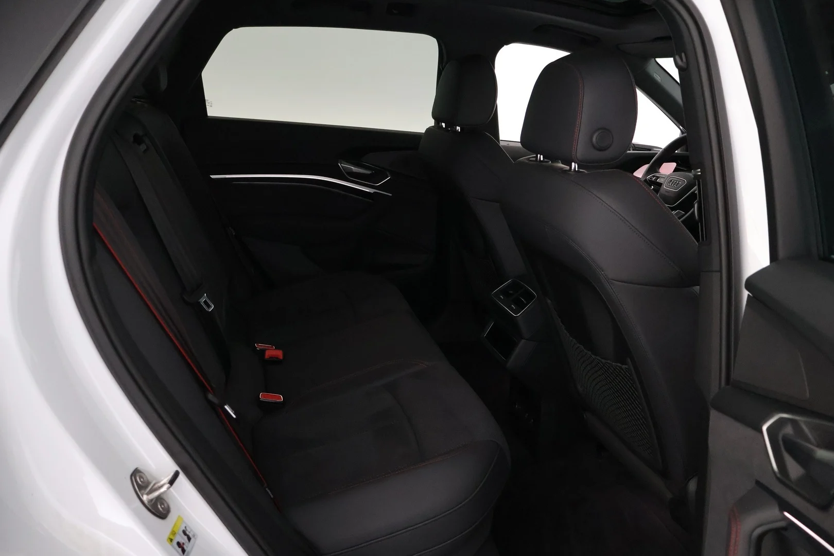 Car Image - 1jcyJm9viHQ2IsRrsuiX4M