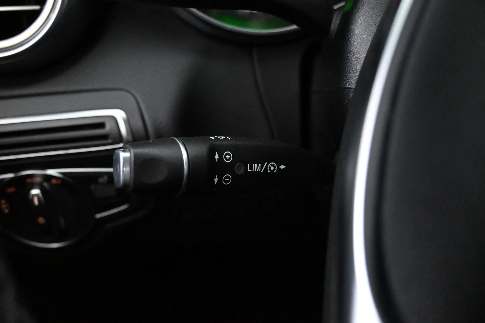 Car Image - 1WiEnJqGQjO1PMud2ZBTMG