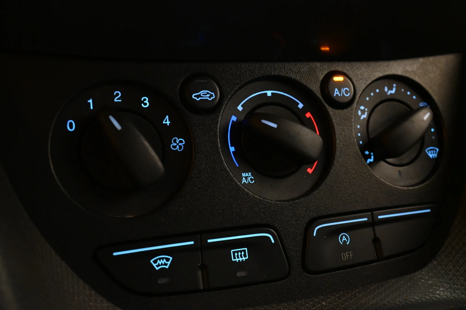 Car Image - 24Ja2Qie7noWp6y5iu4hXa