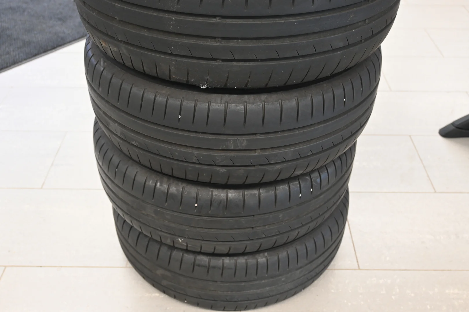 Car Image - 30OQstjzz7XLm0TIamuF1d
