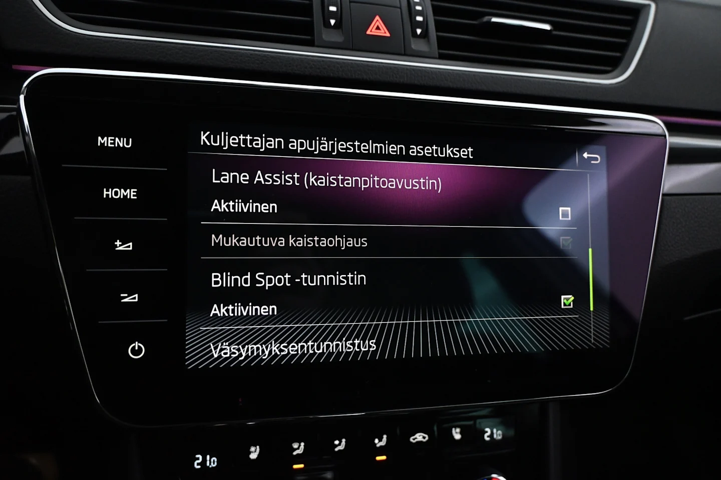 Car Image - 3t1loH9DVwnJhiaGlrKO5c