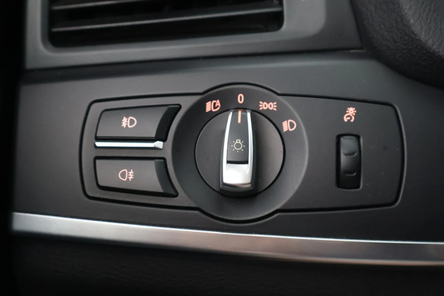 Car Image - 6sq7bEXCirV5eqeVVbO4un