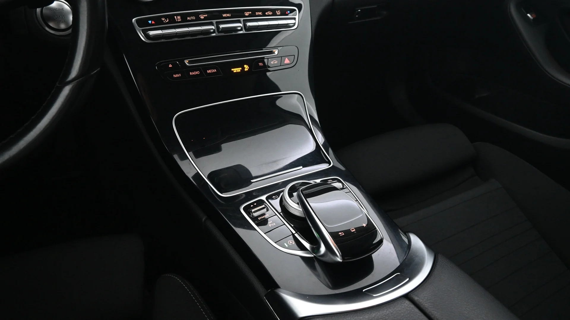 Car Image - 29gxRPuUmjo5uTQ8AV6WNf