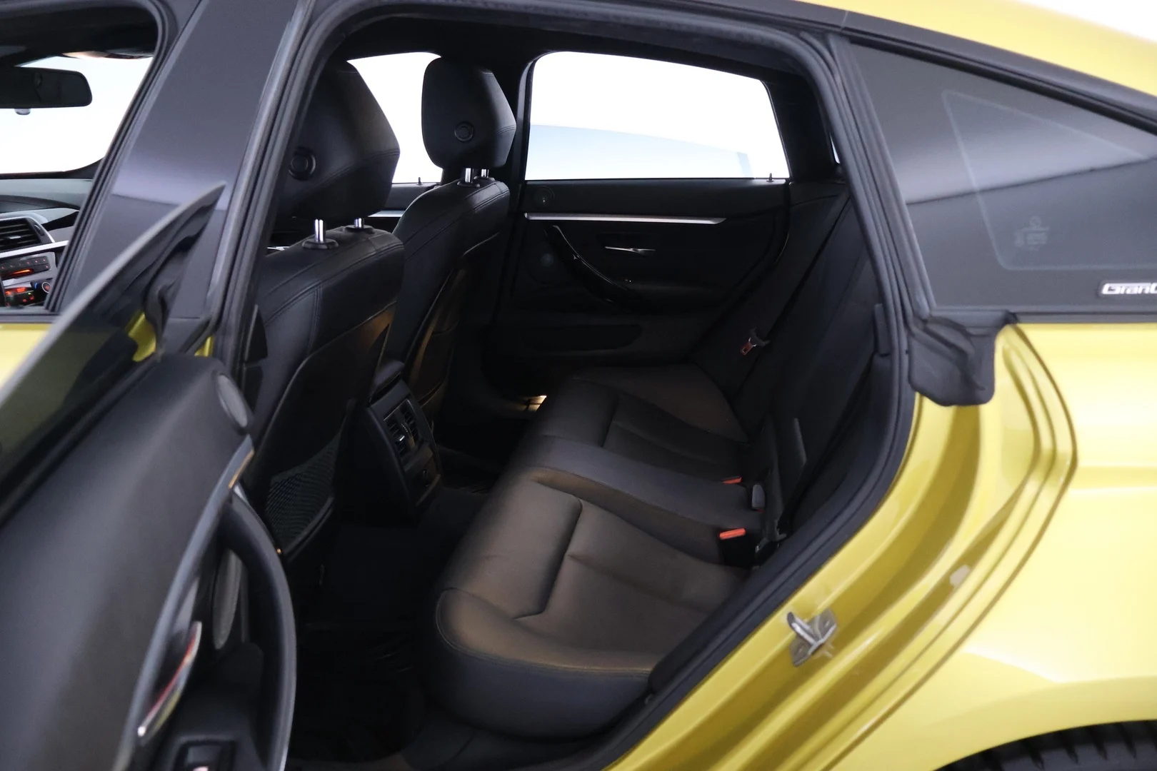 Car Image - 6SmXdmvcizB8pcXGMvuwxX