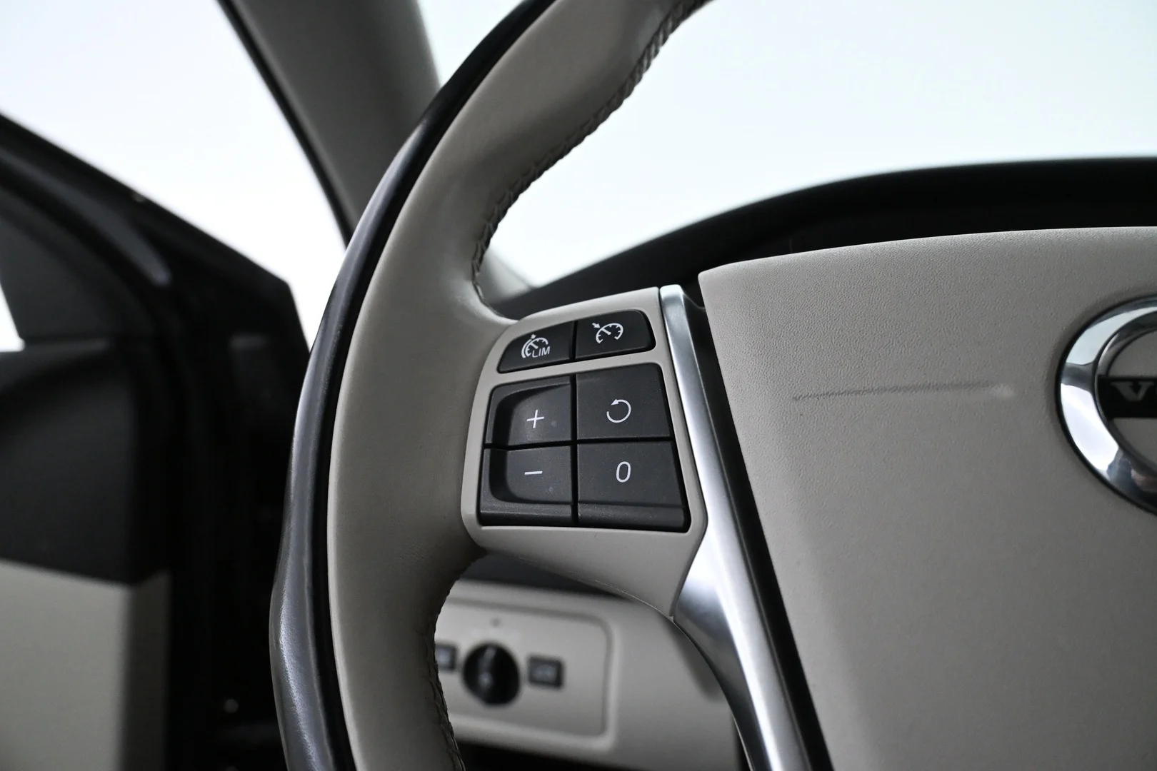 Car Image - 6gnxFVjbNKMKKlUKIBYwUH