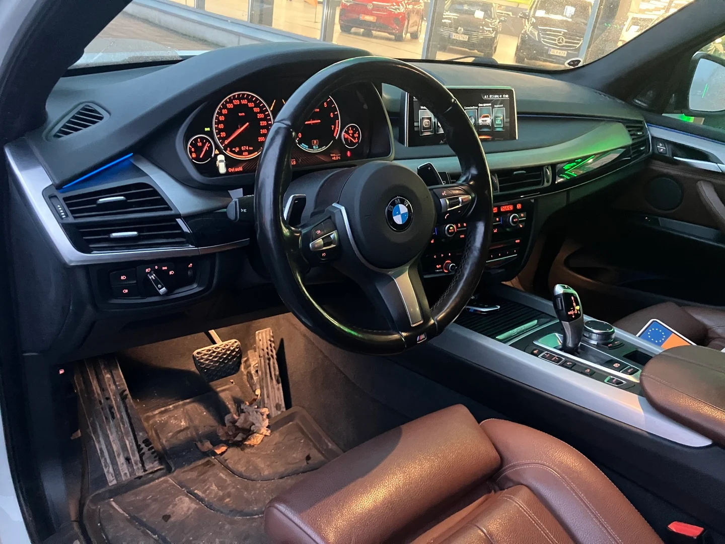 Car Image - 1gYFj6zxBgEtuzJAkS58X9