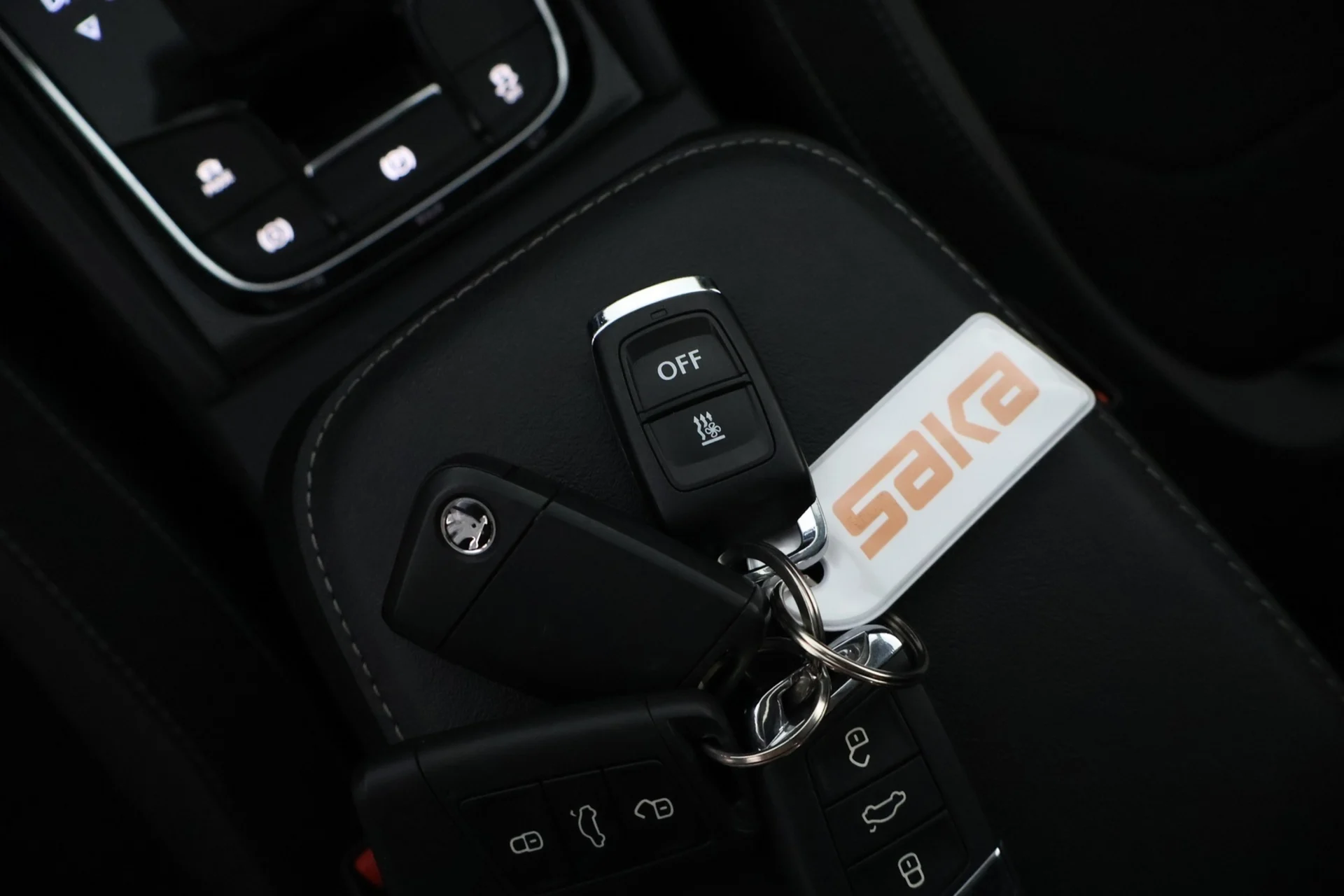 Car Image - 1ZaSqqLj9dmPGvbG4FlckW