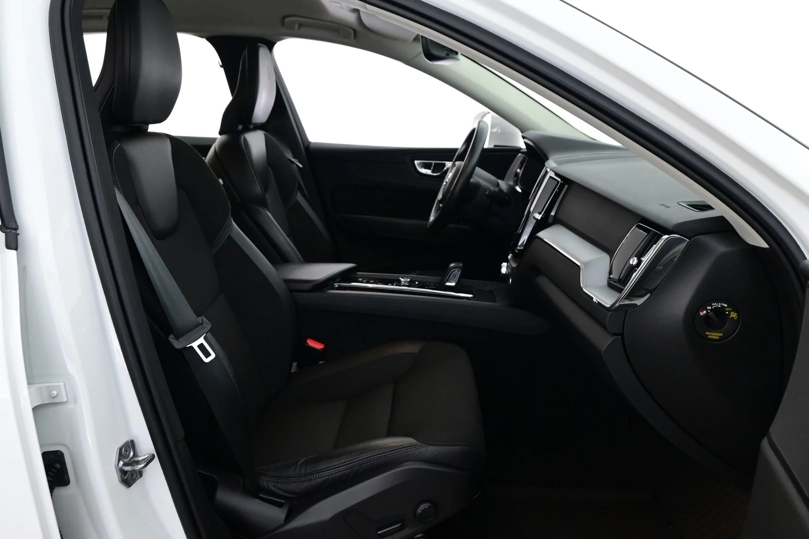Car Image - 3RqW7m4l2ZwpscenQz5JVK