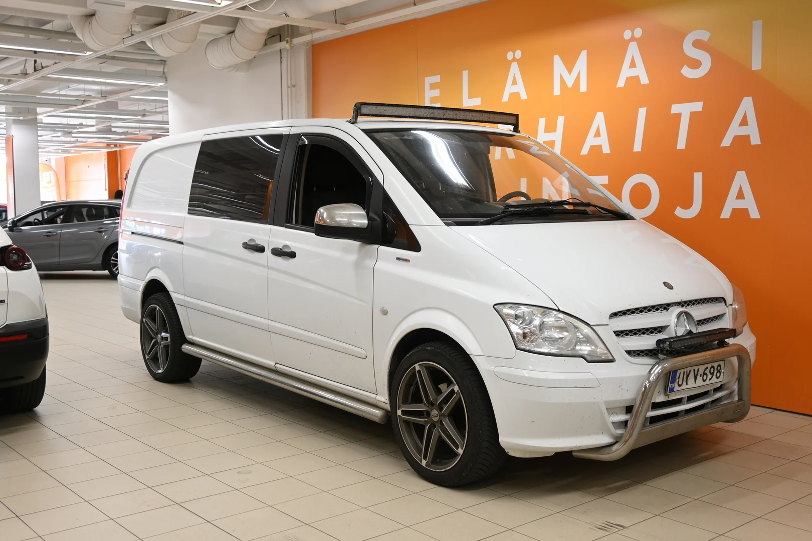 Car Image - 5uE3HR3B3qX3tABwEv6gh1