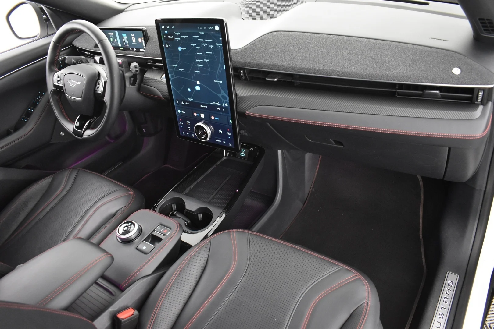 Car Image - 1phjQk5Q2Z4nsRfi5YADt6