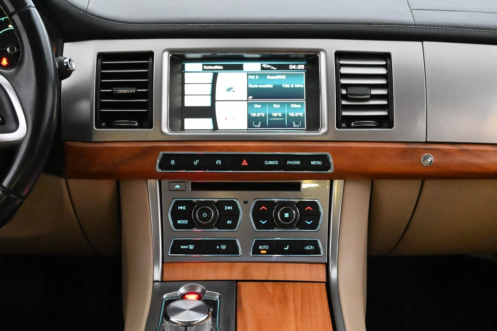 Car Image - 5QurBoK3CqHOxKPo1MzMop