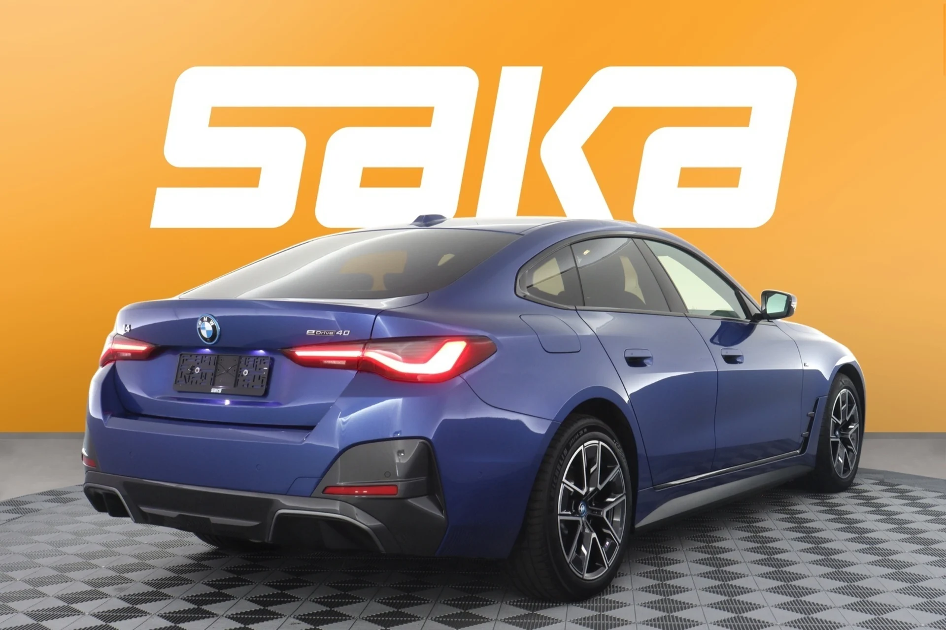 Car Image - 7MjgwRfEg6e75X4lKoNqaK