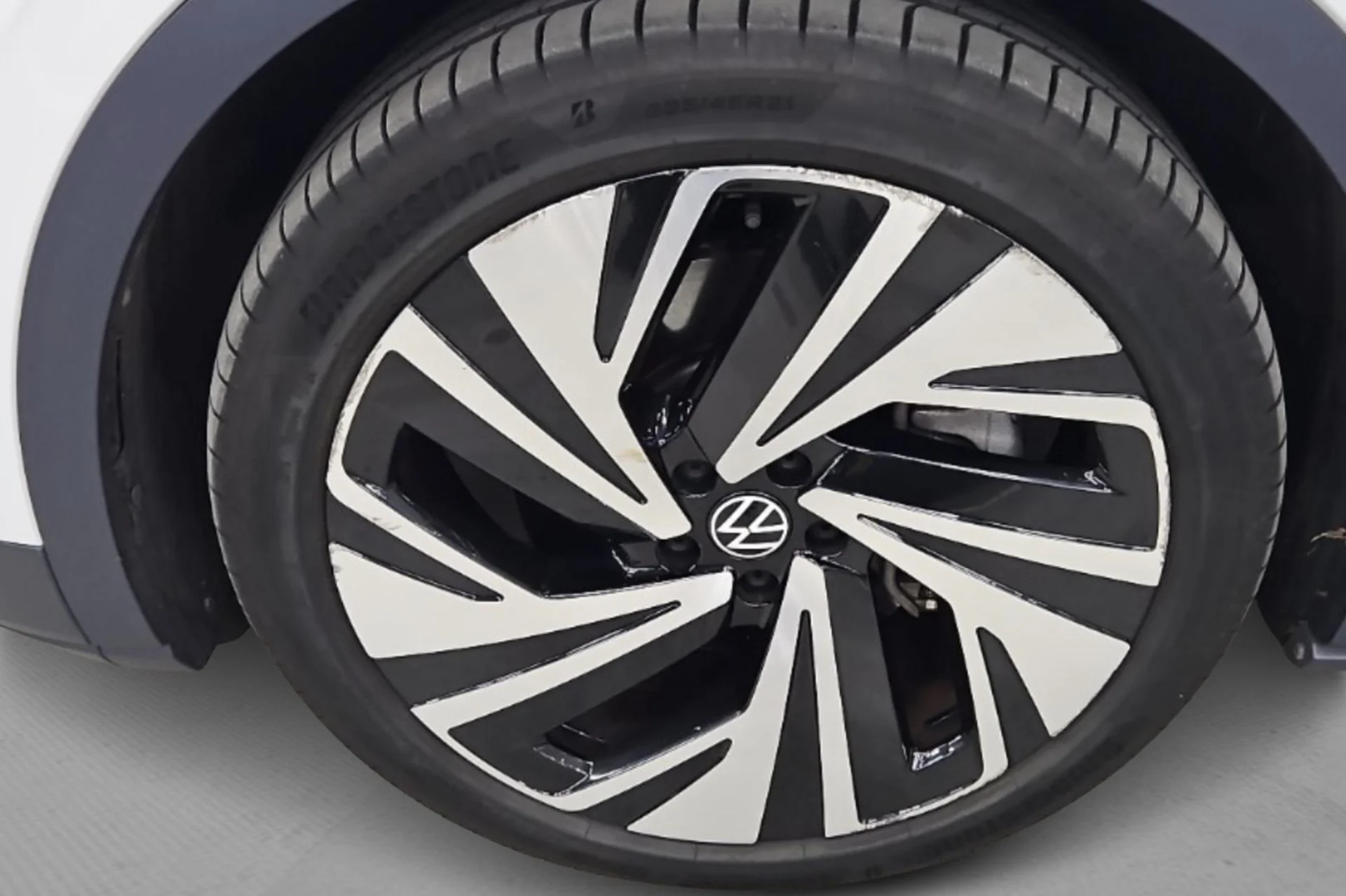 Car Image - ZVl3fkOYcY9xLVQP9RKvf