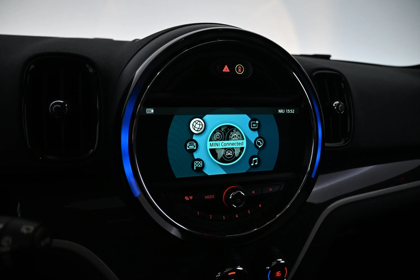 Car Image - uTyiNhg1df8muH1er2Bwf
