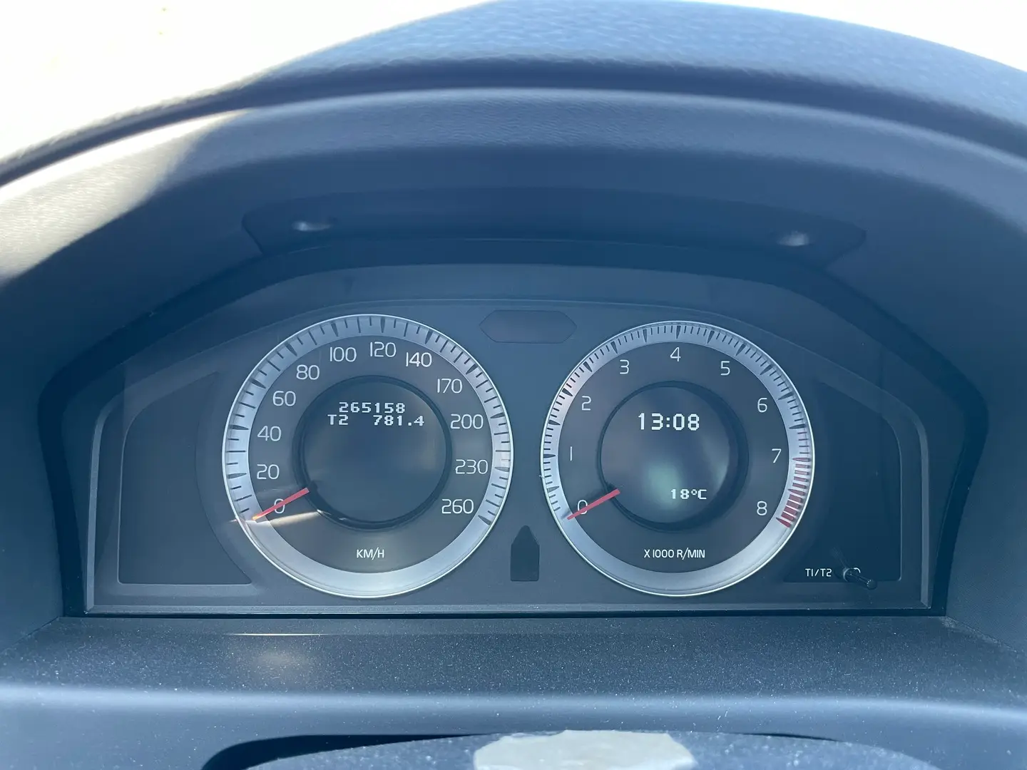 Car Image - 6M011hqp9X6PcHtFNmacXe