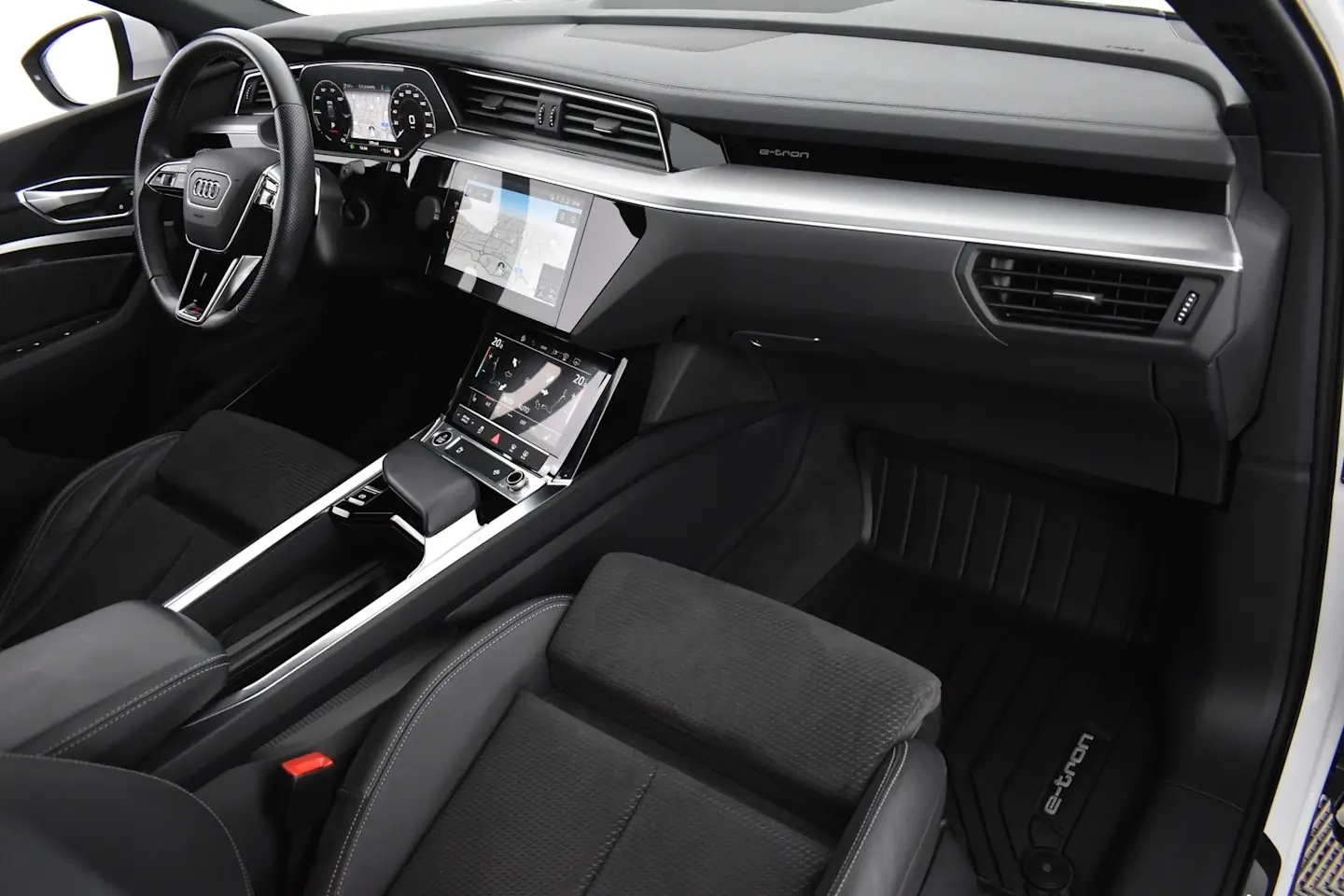 Car Image - e4fNXlC7rOXjMswDuLBOS