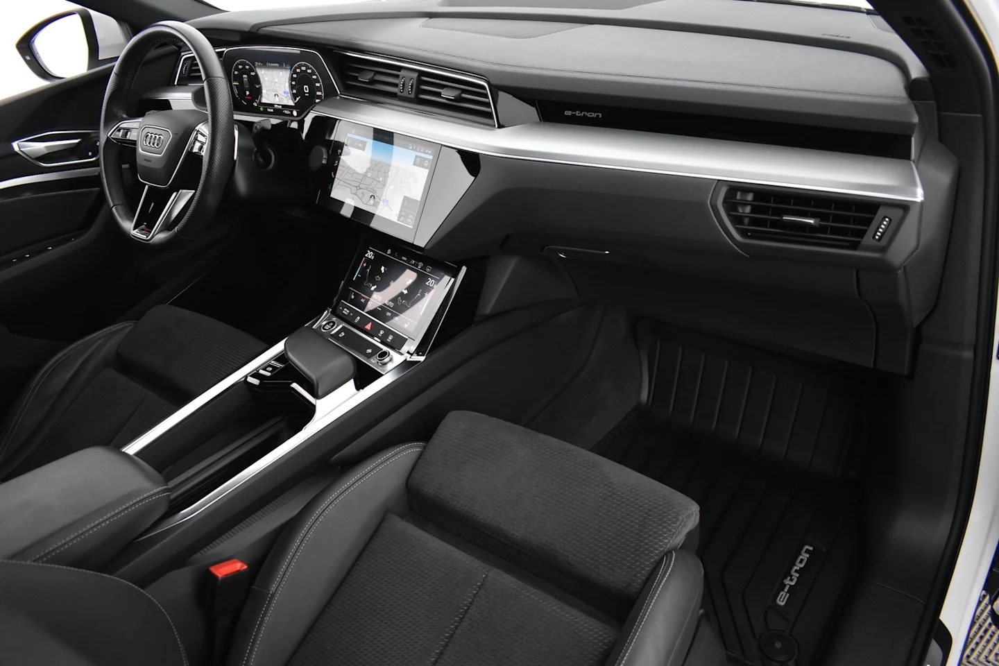 Car Image - e4fNXlC7rOXjMswDuLBOS
