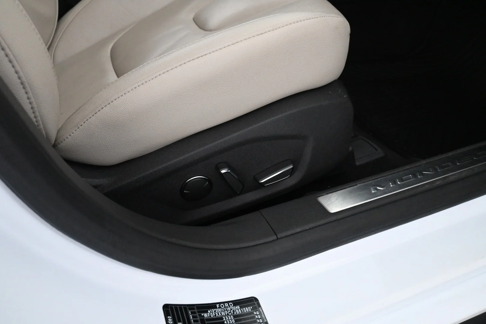 Car Image - bT3wZ27TtceL7gD34Y1rc