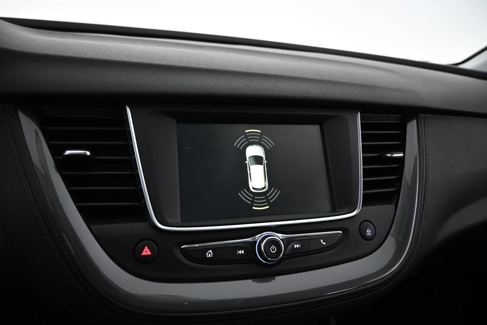 Car Image - 47WSQjSLnfNiKVLfPDM6Nz