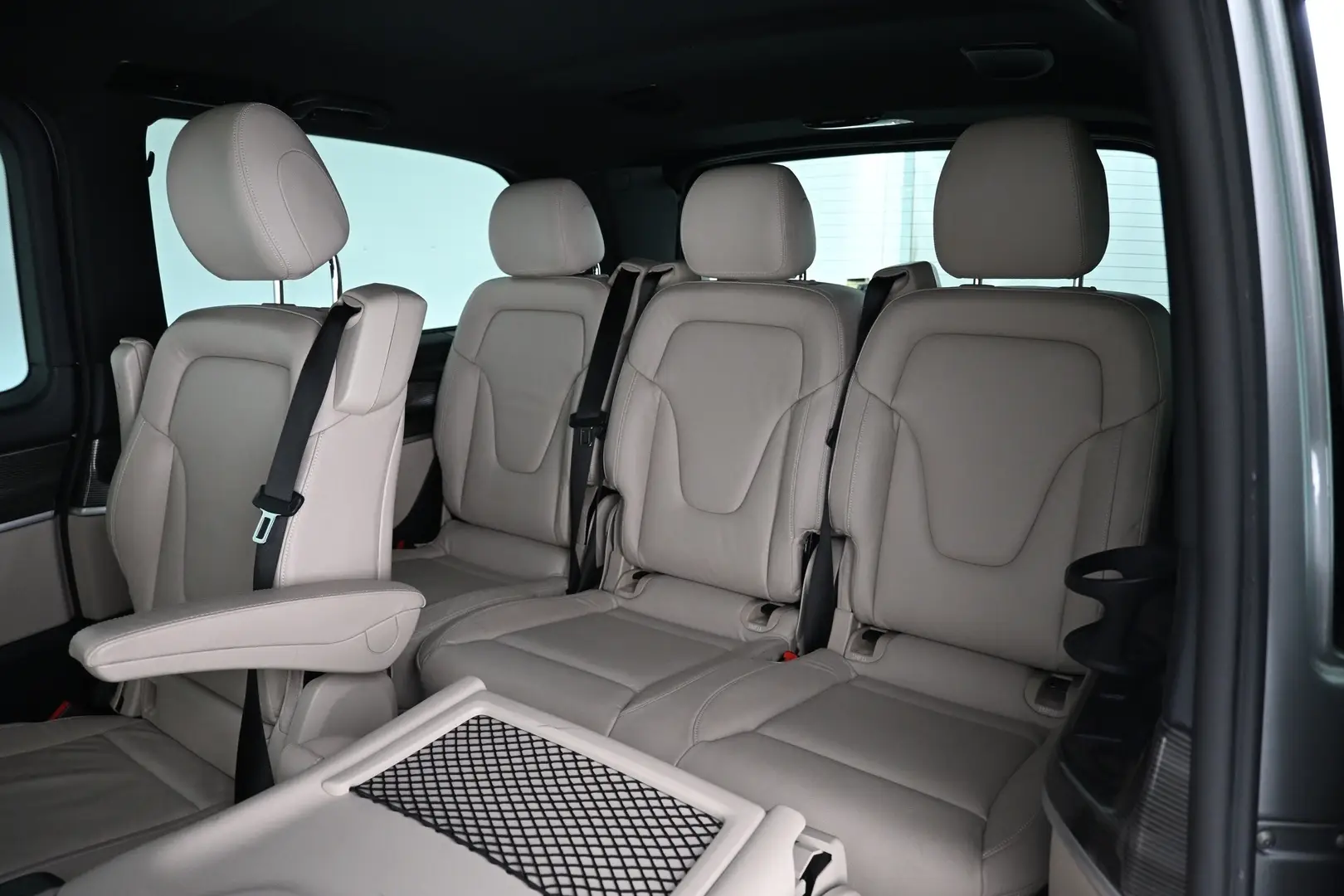 Car Image - 23fm6KtyYLUp9GmmLG37lx