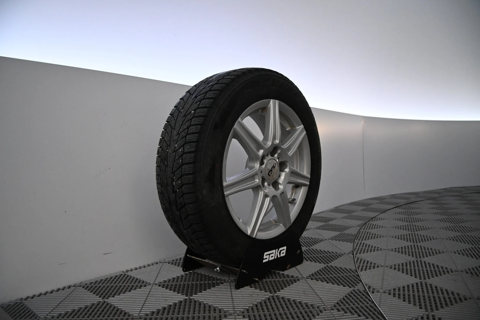 Car Image - 6mbjOIHZ6ZAXGKLYohfm8w